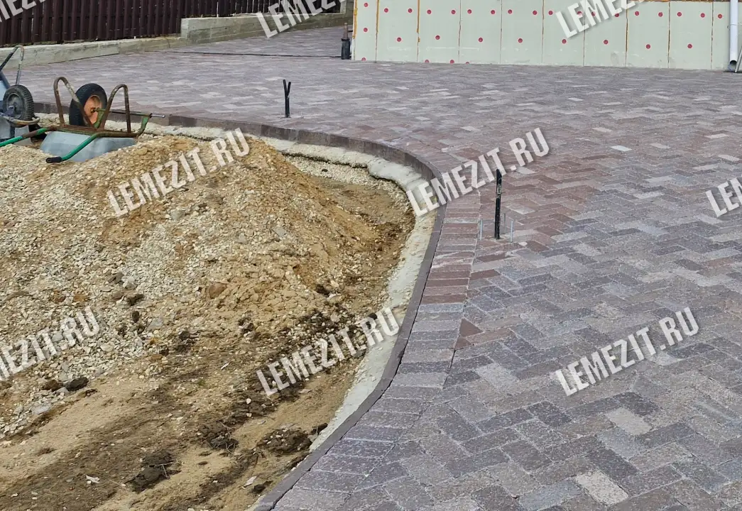 каменный бордюр разных размеров для оформления участка и дорожек